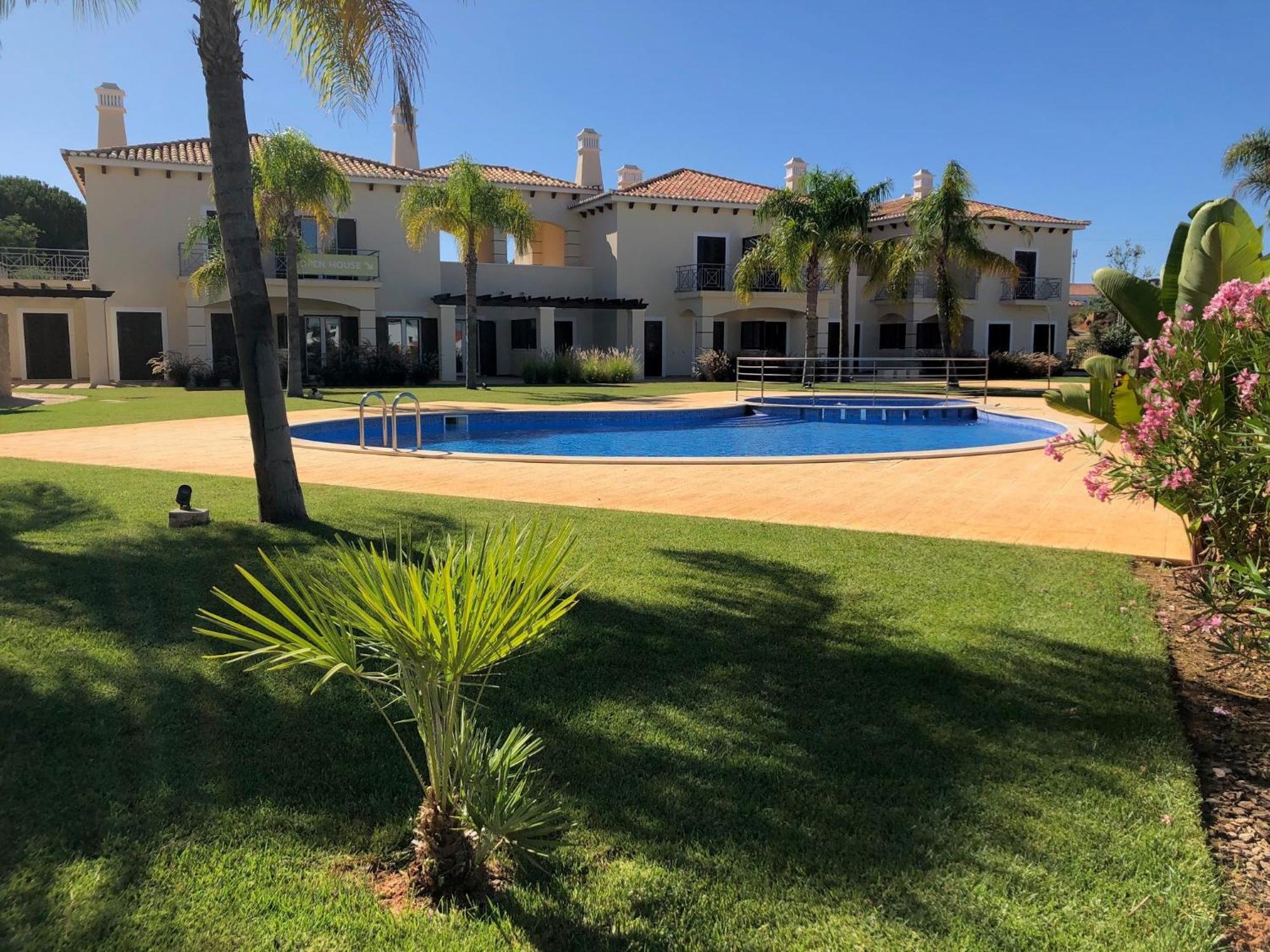 Villa Cascata, 3 Bedroom, Pool, Close To Olhos De Agua Albufeira Exterior photo